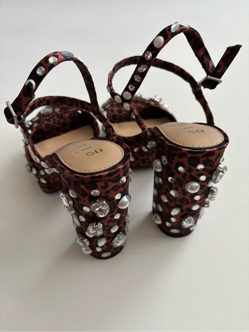 Gianni Bini Platform Calvan Leopard Rhinestone Jewel Faux Pearl New Shoes Heels